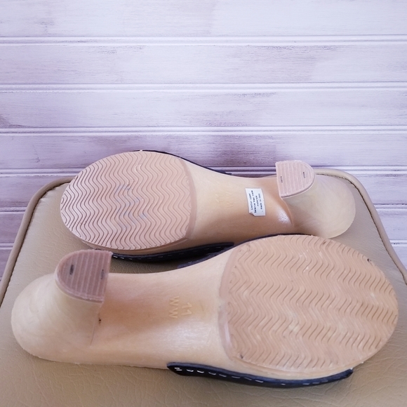 Vintage Lucky Platform Sandals - Picture 8 of 9